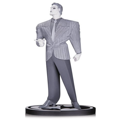 Batman Black & White Statue Joker By Frank Miller