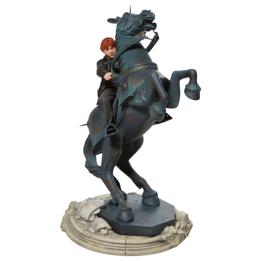 Harry Potter Ron On Chess Horse 12in Statue