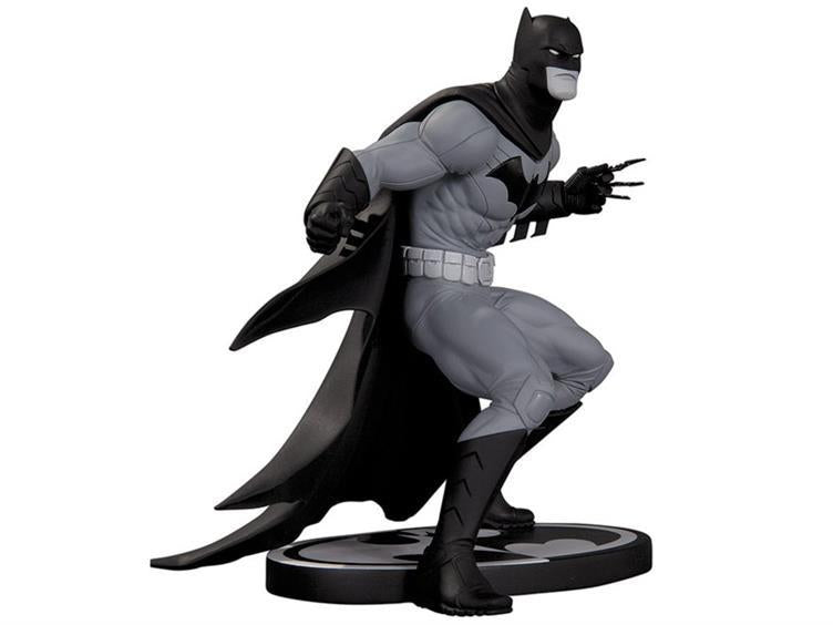Batman Black & White Statue By Greg Capullo 2ND Edition