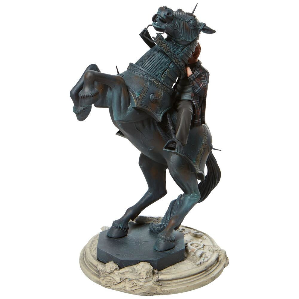 Harry Potter Ron On Chess Horse 12in Statue